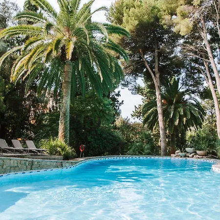 Отель Garden Apart-suites & 5*