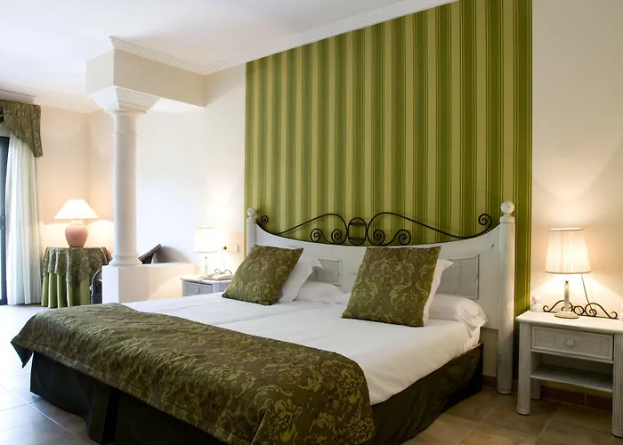 Garden Apart-suites & Отель