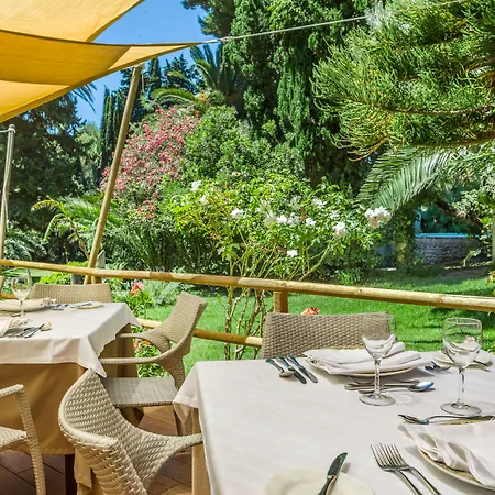 Garden Apart-suites &