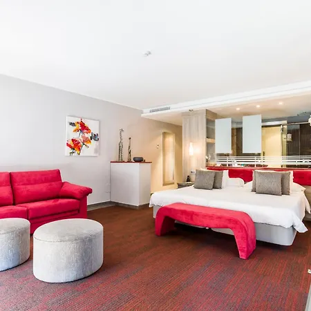 Hotel Garden Apart-suites & 5*