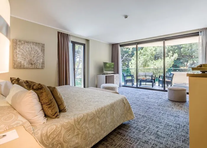 Szálloda Garden Apart-suites & 5*