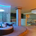 Garden Apart-suites & Кала-Ратхада