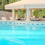 Garden Apart-suites & 5* Кала-Ратхада