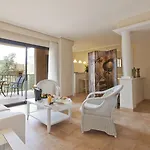 Garden Apart-suites & 5*