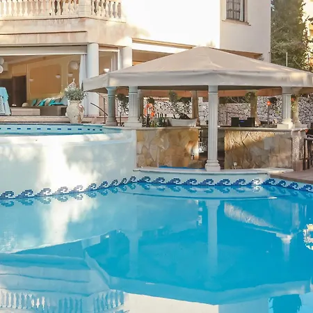 Garden Apart-suites & 5*